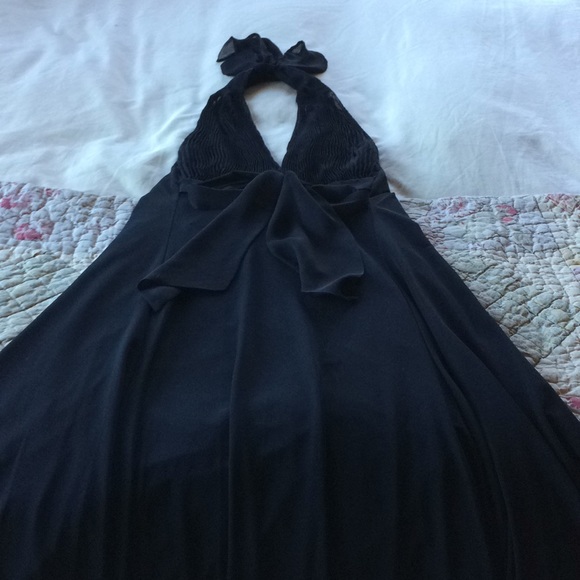 Pretty black cocktail dress - size small - Picture 1 of 6